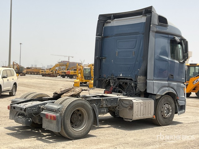 2015 Mercedes-Benz Actros 1845LS 4x2 S/A Sleeper Truck Tractor - Cabeza tractora: foto 4 2015 Mercedes-Benz Actros 1845LS 4x2 S/A Sleeper Truck Tractor - Cabeza tractora: foto 4