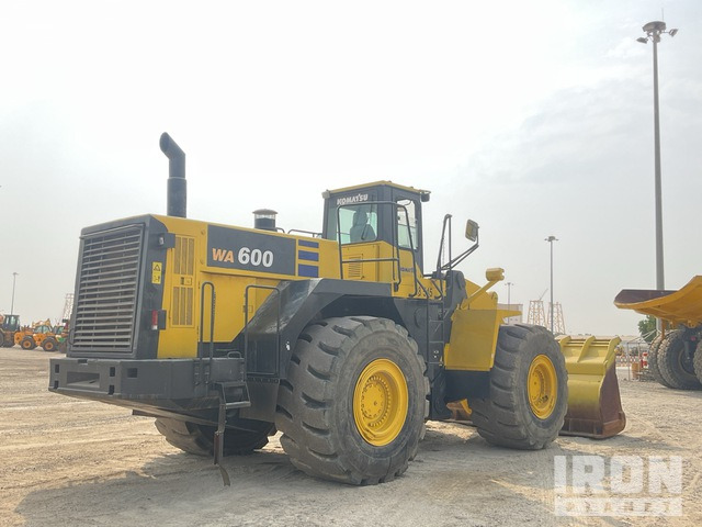 Komatsu WA600-6 Wheel Loader - Cargadora de ruedas: foto 4 Komatsu WA600-6 Wheel Loader - Cargadora de ruedas: foto 4
