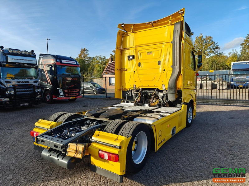 Mercedes-Benz Actros 1848 4x2 Gigaspace Euro6A - MEGA /LowDeck - Standairco - Dubbele Tanks - Hydrauliek - SMARTTacho V2 - Cabeza tractora: foto 3 Mercedes-Benz Actros 1848 4x2 Gigaspace Euro6A - MEGA /LowDeck - Standairco - Dubbele Tanks - Hydrauliek - SMARTTacho V2 - Cabeza tractora: foto 3