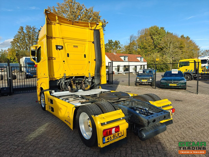 Mercedes-Benz Actros 1848 4x2 Gigaspace Euro6A - MEGA /LowDeck - Standairco - Dubbele Tanks - Hydrauliek - SMARTTacho V2 - Cabeza tractora: foto 4 Mercedes-Benz Actros 1848 4x2 Gigaspace Euro6A - MEGA /LowDeck - Standairco - Dubbele Tanks - Hydrauliek - SMARTTacho V2 - Cabeza tractora: foto 4