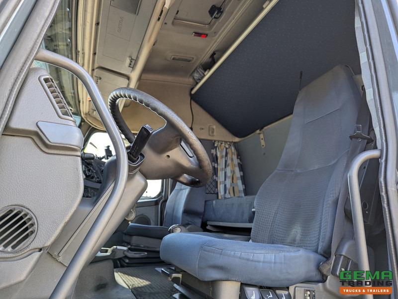 Volvo FH400 6x2 Globetrotter XL Euro5 - XLOW/Mega - Dubbele Tanks - Hefschotel - Cabeza tractora: foto 5 Volvo FH400 6x2 Globetrotter XL Euro5 - XLOW/Mega - Dubbele Tanks - Hefschotel - Cabeza tractora: foto 5