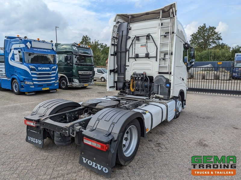 Volvo FH420 4x2 Euro6 FH420 4x2 Globetrotter Euro6 - XLOW / Mega - VEB+ - Double Tanks - Air Suspension (T1539) - Cabeza tractora: foto 3 Volvo FH420 4x2 Euro6 FH420 4x2 Globetrotter Euro6 - XLOW / Mega - VEB+ - Double Tanks - Air Suspension (T1539) - Cabeza tractora: foto 3
