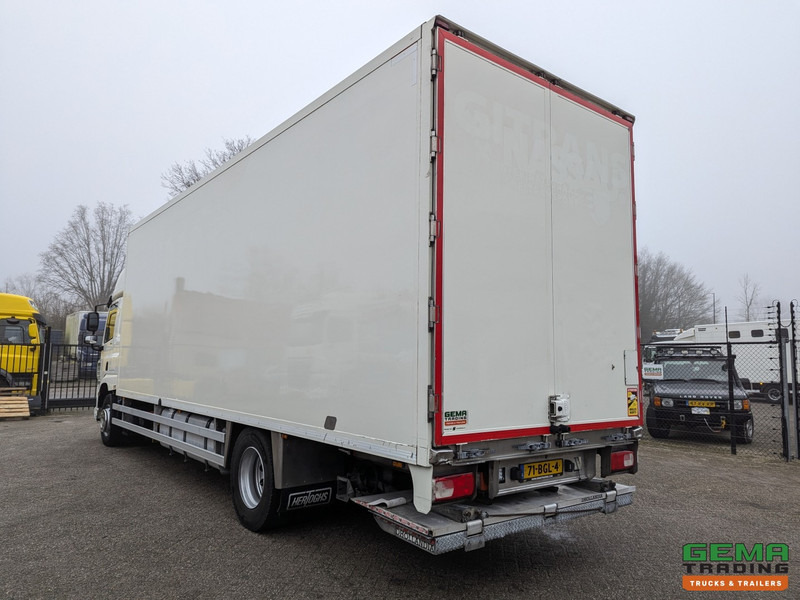 DAF CF 370 FA 4x2 Spacecab Euro6 - GeslotenBak 8.2M + Laadklep 2000kg - HardHouten vloer - 10/2025APK - Camión caja cerrada: foto 4 DAF CF 370 FA 4x2 Spacecab Euro6 - GeslotenBak 8.2M + Laadklep 2000kg - HardHouten vloer - 10/2025APK - Camión caja cerrada: foto 4