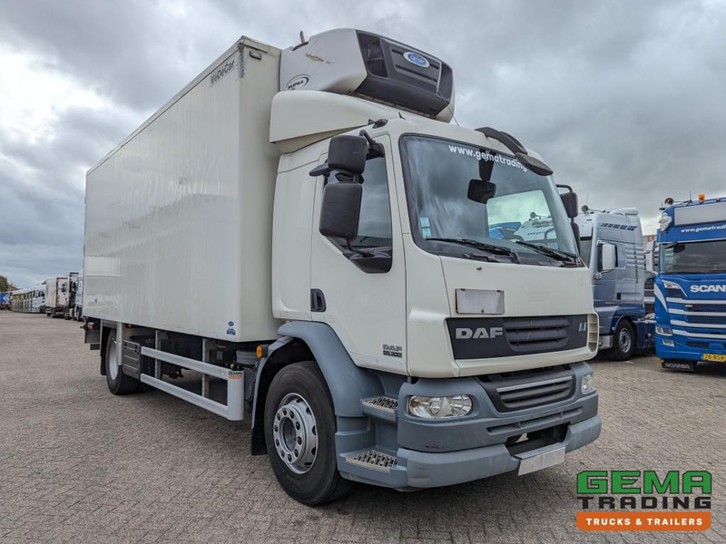 DAF FA LF55.300 4x2 Sleepcab 18T Euro5 Koel-VriesBak 6.45m + Carrier Supra 750 - Laadklep 1500KG (V781) - Camión frigorífico: foto 3 DAF FA LF55.300 4x2 Sleepcab 18T Euro5 Koel-VriesBak 6.45m + Carrier Supra 750 - Laadklep 1500KG (V781) - Camión frigorífico: foto 3