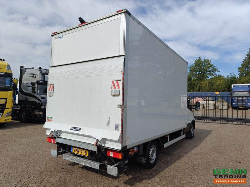 Iveco 35S18 Hi-Matic 4x2 Dagcab Euro6E - Gesloten Bak 4.2M - Laadklep 1000KG - Navi - 03/2026 APK - Furgoneta caja cerrada: foto 4 Iveco 35S18 Hi-Matic 4x2 Dagcab Euro6E - Gesloten Bak 4.2M - Laadklep 1000KG - Navi - 03/2026 APK - Furgoneta caja cerrada: foto 4