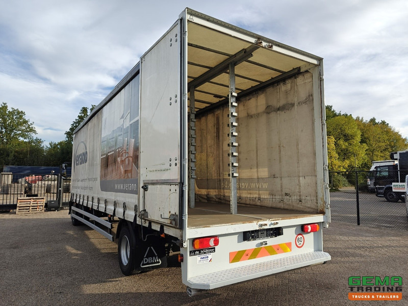 Iveco Eurocargo 120E22 Dagcab Euro5 - 6CIL - Handgeschakeld - Schuifzeilenbak 8.6m - Volledig Bladgeveerd - SMARTTacho V2 - Camión lona: foto 5 Iveco Eurocargo 120E22 Dagcab Euro5 - 6CIL - Handgeschakeld - Schuifzeilenbak 8.6m - Volledig Bladgeveerd - SMARTTacho V2 - Camión lona: foto 5