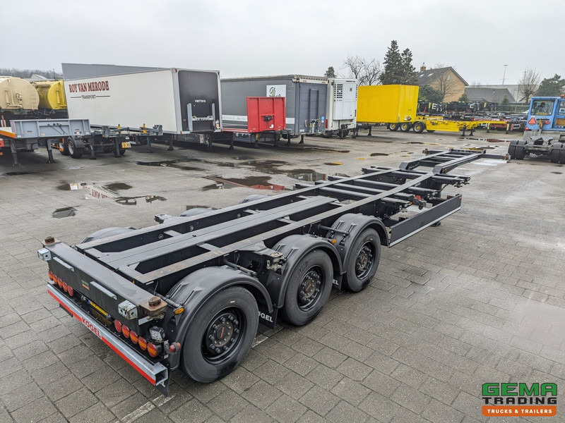 Kögel PORT 45 SIMPLEX BlackEdition - 2 LiftAssen - LZV Gekeurd - Alle aansluitingen - TOP! 07/2025APK - Semirremolque portacontenedore/ Intercambiable: foto 1 Kögel PORT 45 SIMPLEX BlackEdition - 2 LiftAssen - LZV Gekeurd - Alle aansluitingen - TOP! 07/2025APK - Semirremolque portacontenedore/ Intercambiable: foto 1