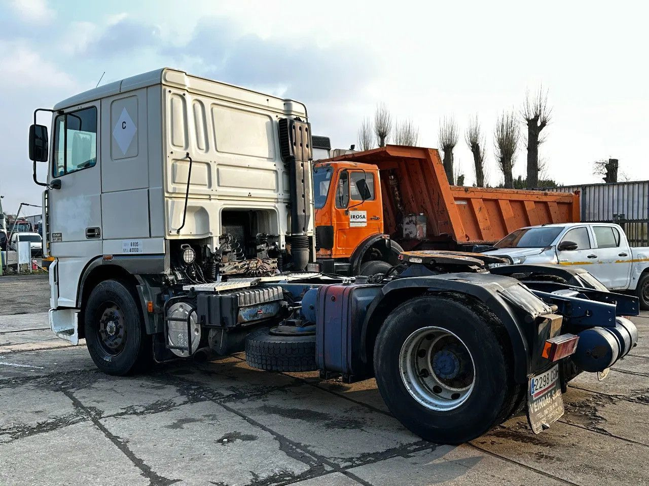 DAF XF 95.380 4X2 Tractor-unit Spring/Air ZF Manual DAF XF 95.380 4X2 Tractor-unit Spring/Air ZF Manual - Cabeza tractora: foto 3 DAF XF 95.380 4X2 Tractor-unit Spring/Air ZF Manual DAF XF 95.380 4X2 Tractor-unit Spring/Air ZF Manual - Cabeza tractora: foto 3