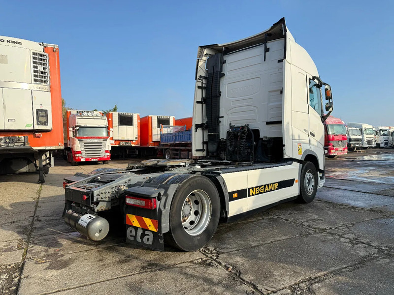 Volvo FH 13.460 4X2 Tractor-unit Spring/Air Retarder PROD2017 HB - Cabeza tractora: foto 4 Volvo FH 13.460 4X2 Tractor-unit Spring/Air Retarder PROD2017 HB - Cabeza tractora: foto 4