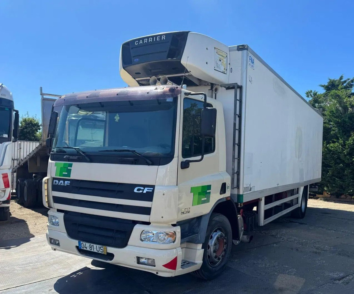 DAF CF 75.310 4X2 Frigo Carier Spring/Air ZF Manual - Camión frigorífico: foto 2 DAF CF 75.310 4X2 Frigo Carier Spring/Air ZF Manual - Camión frigorífico: foto 2