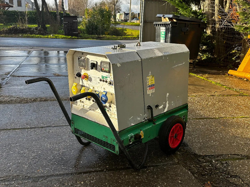 Harrington HRD060D 6 KVA GENERATOR 110V+230V - Generador industriale: foto 3 Harrington HRD060D 6 KVA GENERATOR 110V+230V - Generador industriale: foto 3