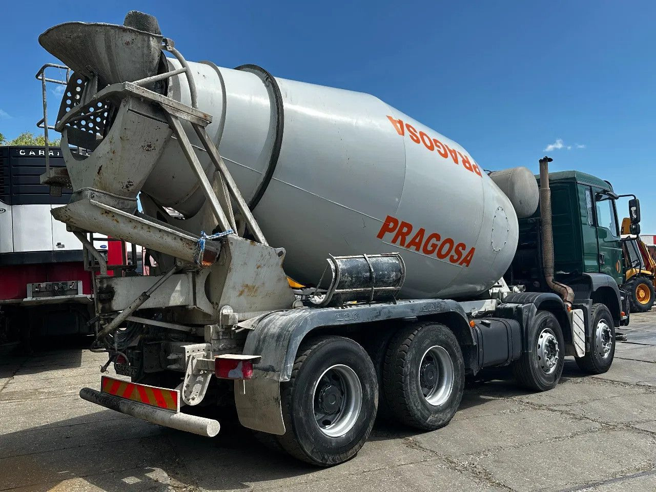 MAN TGA 35.360 8X4 CIFA Beton Mixer Spring/Spring ZF - Camión hormigonera: foto 4 MAN TGA 35.360 8X4 CIFA Beton Mixer Spring/Spring ZF - Camión hormigonera: foto 4