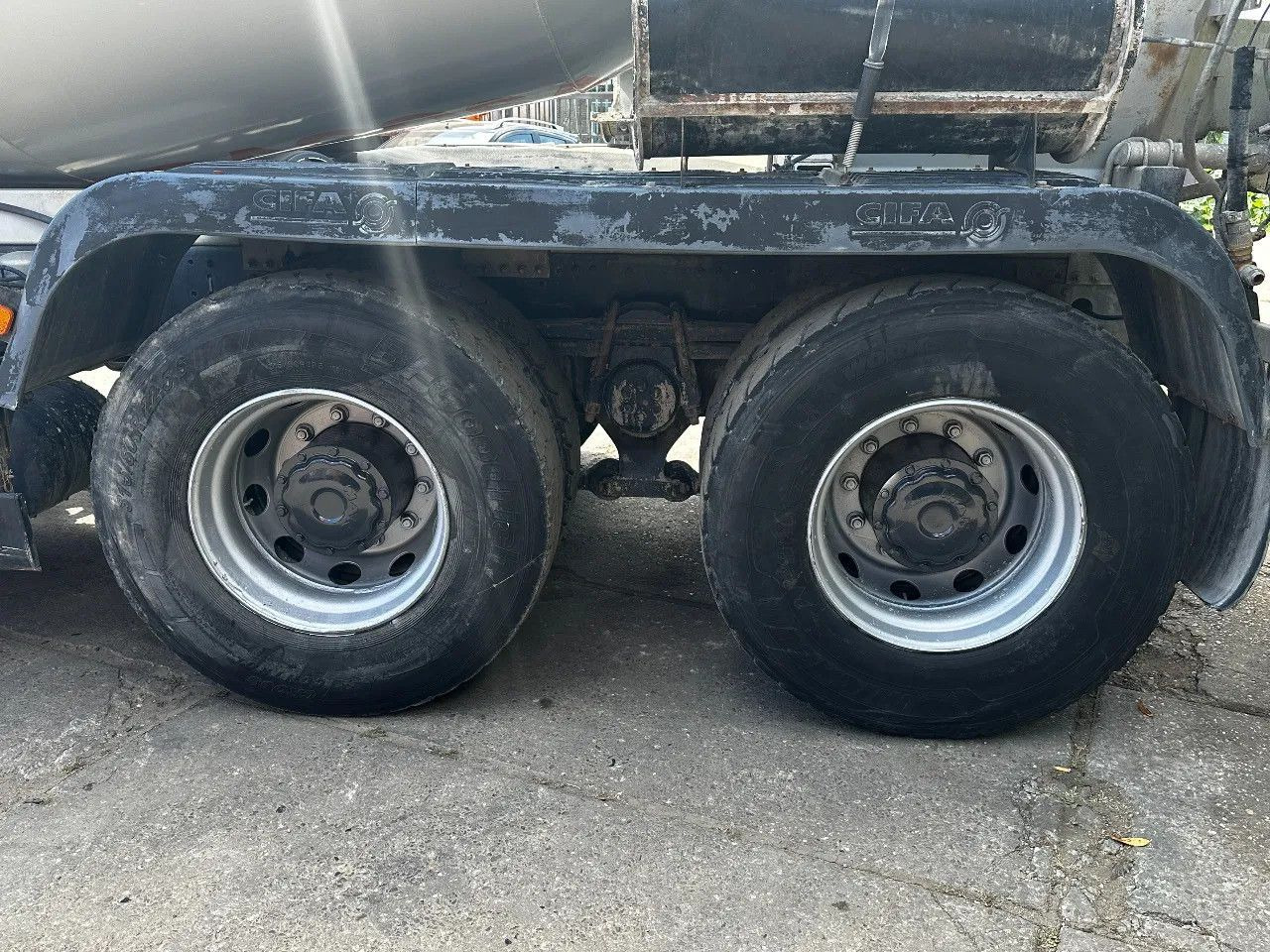MAN TGA 35.360 8X4 CIFA Beton Mixer Spring/Spring ZF - Camión hormigonera: foto 5 MAN TGA 35.360 8X4 CIFA Beton Mixer Spring/Spring ZF - Camión hormigonera: foto 5