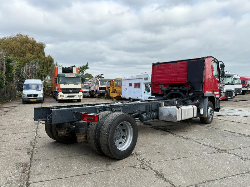 Mercedes-Benz Actros 1841 V6 4X2 Chassis MP2 Airco Low Cabine - Camión chasis: foto 4 Mercedes-Benz Actros 1841 V6 4X2 Chassis MP2 Airco Low Cabine - Camión chasis: foto 4