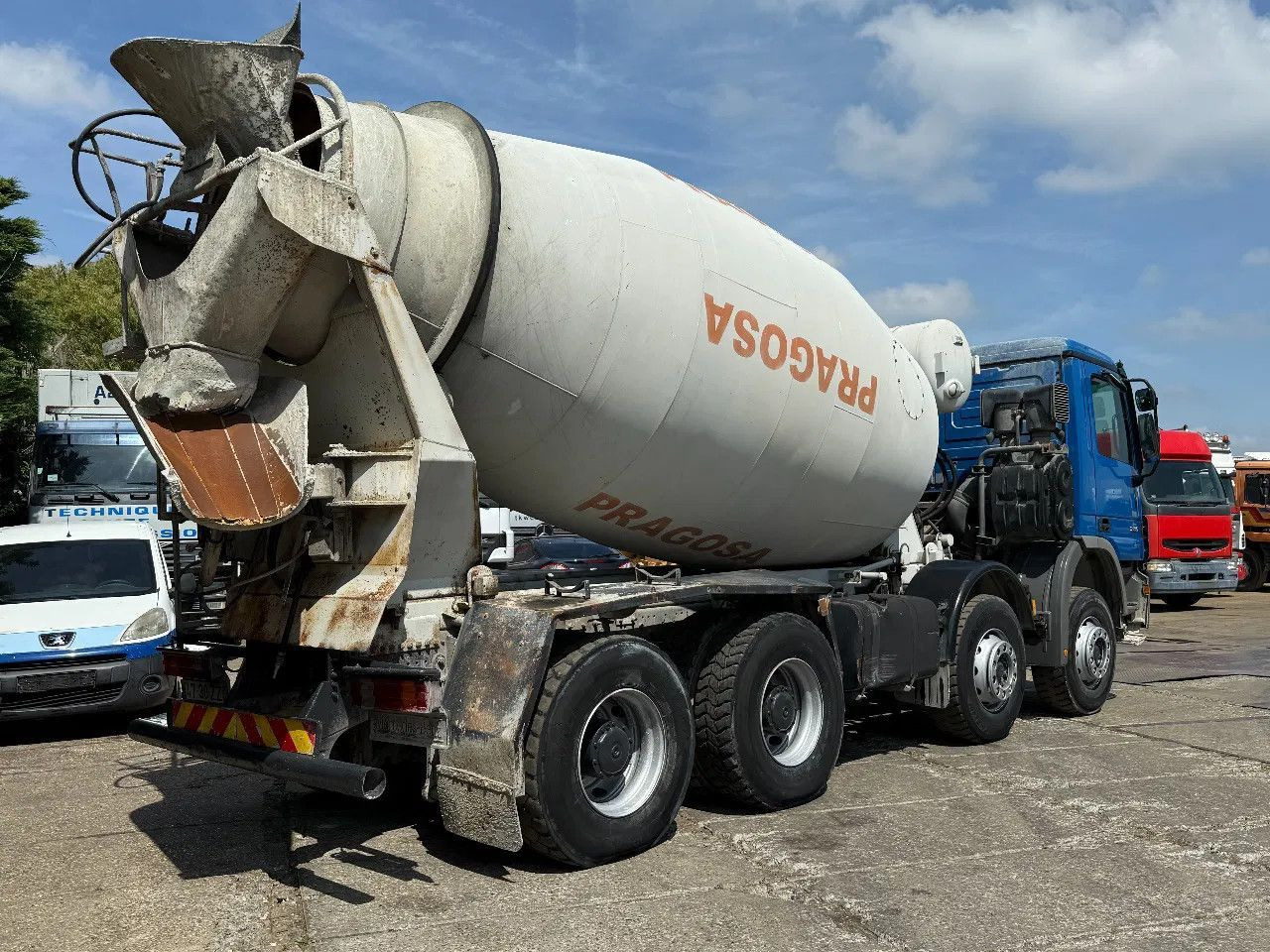 Mercedes-Benz Actros 3236 MP2 V6 8X4 9M3 Beton Mixer Spring/Sp - Camión hormigonera: foto 4 Mercedes-Benz Actros 3236 MP2 V6 8X4 9M3 Beton Mixer Spring/Sp - Camión hormigonera: foto 4
