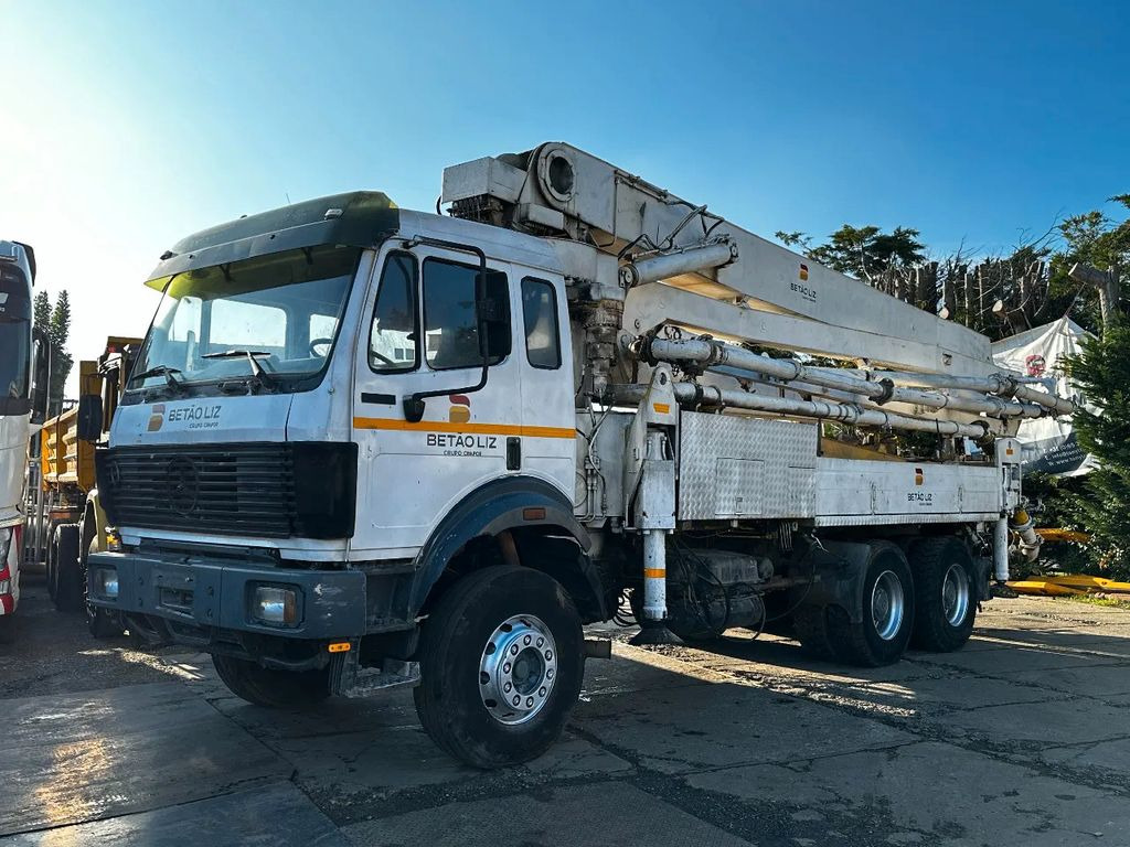 Mercedes-Benz SK 2631 6X4 LSB 36M BETONPOMP 370 BAR - Camión hormigonera con bomba: foto 2 Mercedes-Benz SK 2631 6X4 LSB 36M BETONPOMP 370 BAR - Camión hormigonera con bomba: foto 2