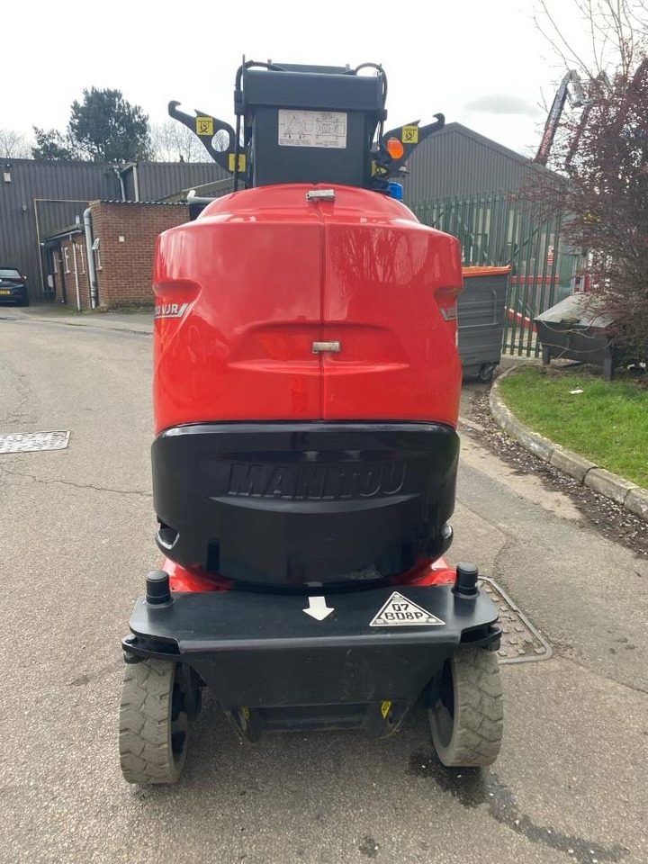 Manitou 100 VJR - Plataforma de mástil vertical: foto 5 Manitou 100 VJR - Plataforma de mástil vertical: foto 5
