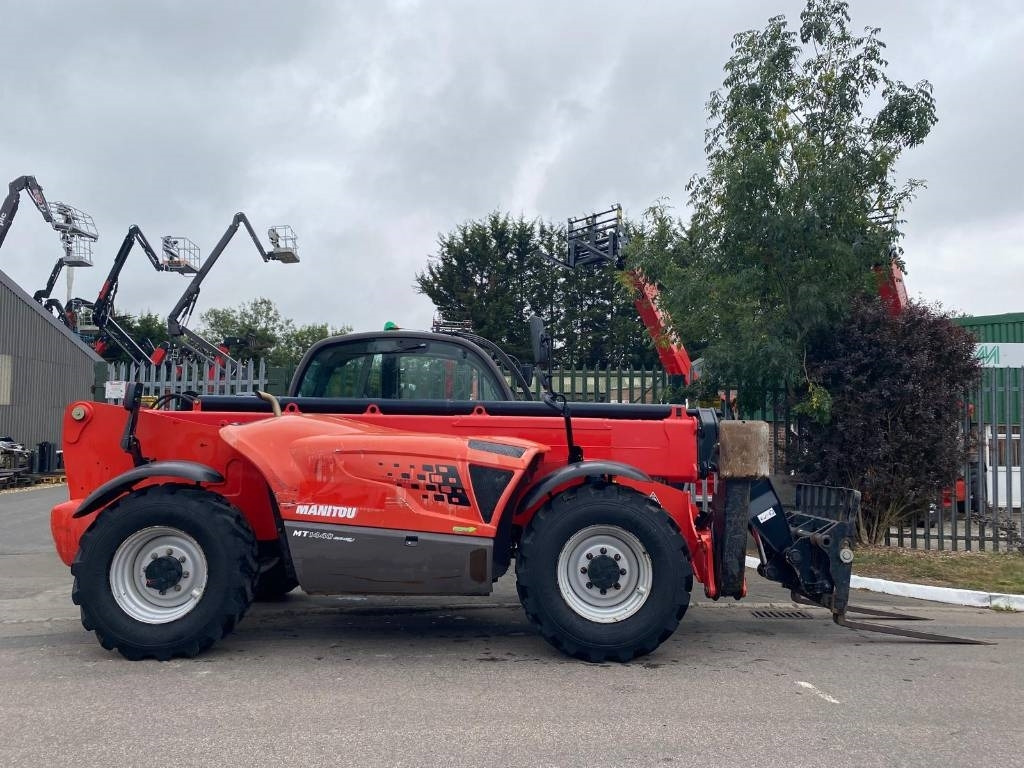 Manitou MT 1440 - Manipulador telescópico: foto 1 Manitou MT 1440 - Manipulador telescópico: foto 1