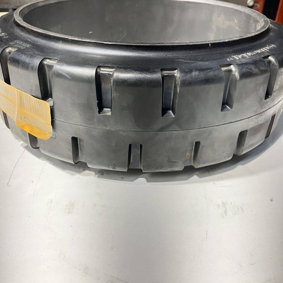 2x continental 15x5x11 1/4 tyres - Neumático para Equipo de manutención: foto 4 2x continental 15x5x11 1/4 tyres - Neumático para Equipo de manutención: foto 4
