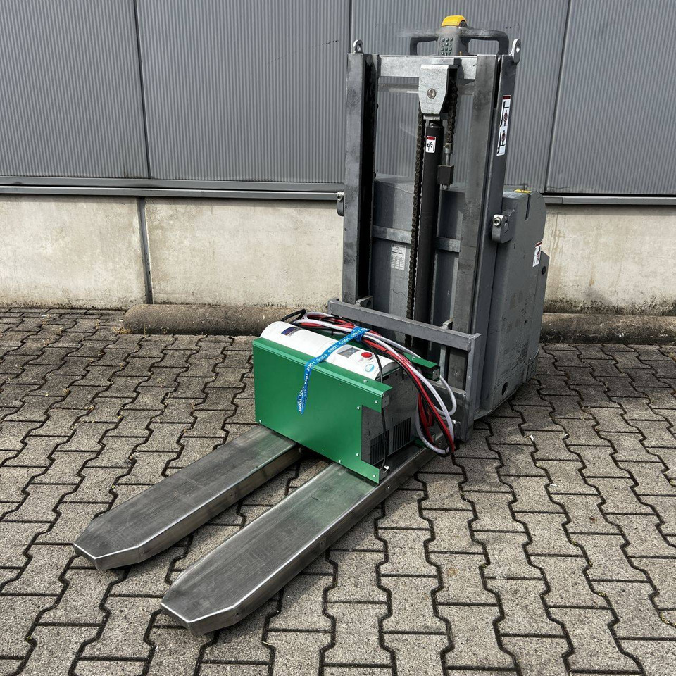 Atlet PSL125 Galvano - Apilador: foto 2 Atlet PSL125 Galvano - Apilador: foto 2