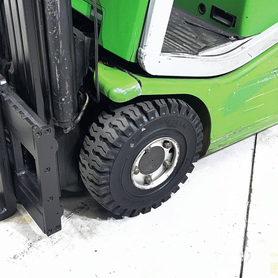 Carretilla elevadora eléctrica Cesab Blitz 315 AC: foto 11 Carretilla elevadora eléctrica Cesab Blitz 315 AC: foto 11