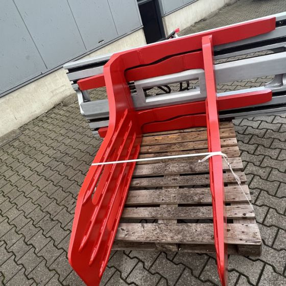Dürwen Bale Clamp with side shift - Pinza para Maquinaria agrícola: foto 4 Dürwen Bale Clamp with side shift - Pinza para Maquinaria agrícola: foto 4