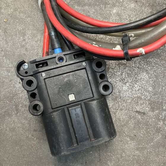 Hawker 24V/50A - Sistema eléctrico para Equipo de manutención: foto 5 Hawker 24V/50A - Sistema eléctrico para Equipo de manutención: foto 5