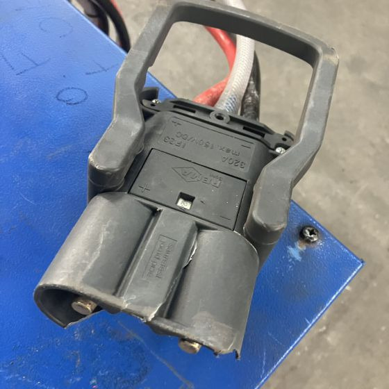 Hawker E 24V/70A - Sistema eléctrico para Equipo de manutención: foto 4 Hawker E 24V/70A - Sistema eléctrico para Equipo de manutención: foto 4