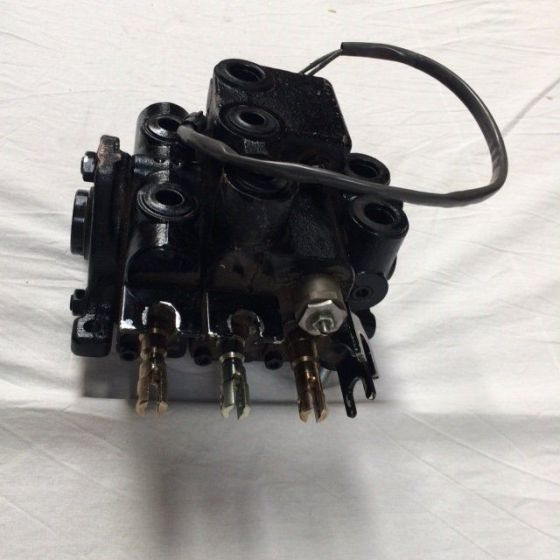 Hydraulic control valve for Caterpillar / Mitsubishi - Válvula hidráulica para Equipo de manutención: foto 4 Hydraulic control valve for Caterpillar / Mitsubishi - Válvula hidráulica para Equipo de manutención: foto 4