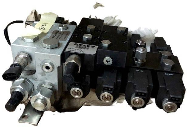 Hydraulivc control valve for Atlet - Válvula hidráulica para Equipo de manutención: foto 2 Hydraulivc control valve for Atlet - Válvula hidráulica para Equipo de manutención: foto 2