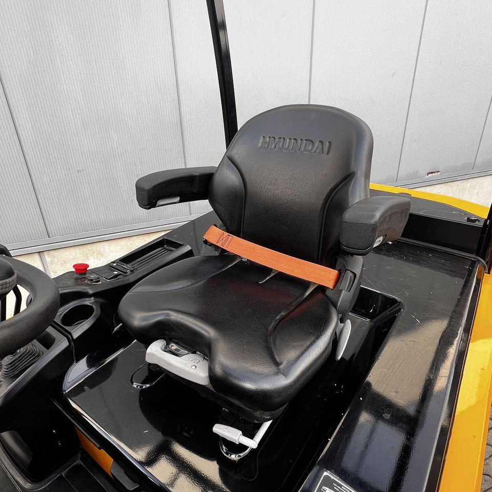 Carretilla elevadora eléctrica Hyundai HX50B-9: foto 6 Carretilla elevadora eléctrica Hyundai HX50B-9: foto 6