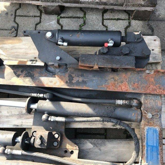 CASCADE FORKPOSITIONER WITH SEPARATE SIDE SHIFT - Implemento: foto 4 CASCADE FORKPOSITIONER WITH SEPARATE SIDE SHIFT - Implemento: foto 4