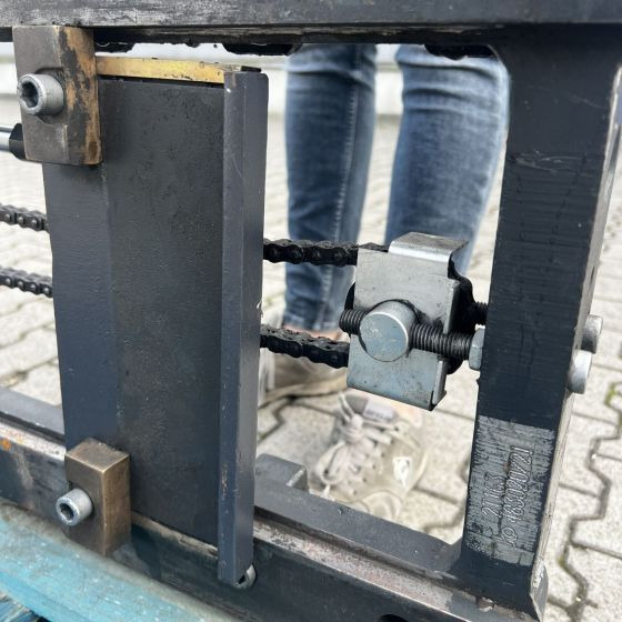 Kaup 2T163SN forkpositioner with sideshift - Implemento para Equipo de manutención: foto 2 Kaup 2T163SN forkpositioner with sideshift - Implemento para Equipo de manutención: foto 2