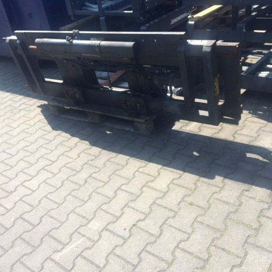 Kaup Triple Sideshifter - Implemento para Equipo de manutención: foto 4 Kaup Triple Sideshifter - Implemento para Equipo de manutención: foto 4