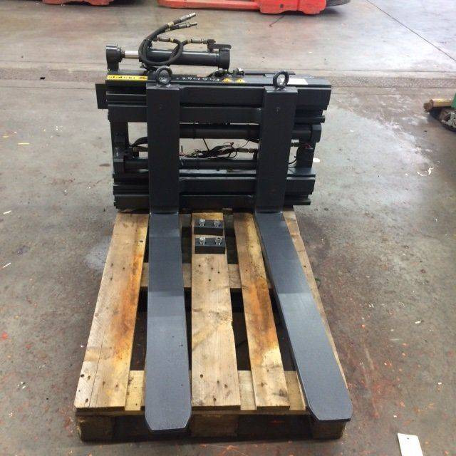 Stabau Fork positioner with separate side shift - Implemento: foto 1 Stabau Fork positioner with separate side shift - Implemento: foto 1