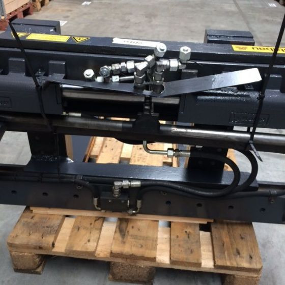 Kaup Fork positioner with separate sideshift - Pinza para Equipo de manutención: foto 3 Kaup Fork positioner with separate sideshift - Pinza para Equipo de manutención: foto 3
