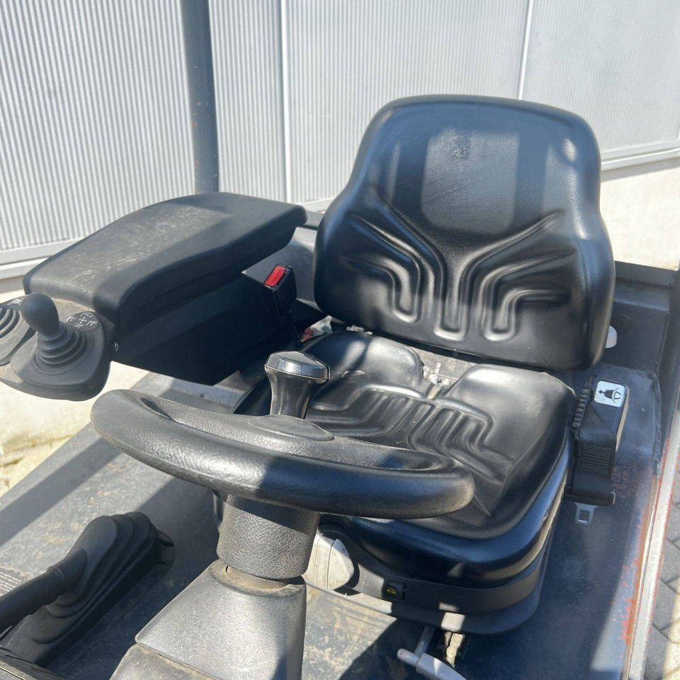 Linde E14 (335-02) - Carretilla elevadora eléctrica: foto 4 Linde E14 (335-02) - Carretilla elevadora eléctrica: foto 4