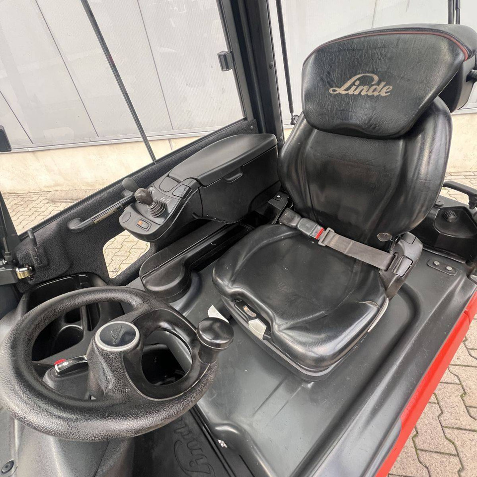 Linde E16P (386-02) EVO - Carretilla elevadora eléctrica: foto 4 Linde E16P (386-02) EVO - Carretilla elevadora eléctrica: foto 4