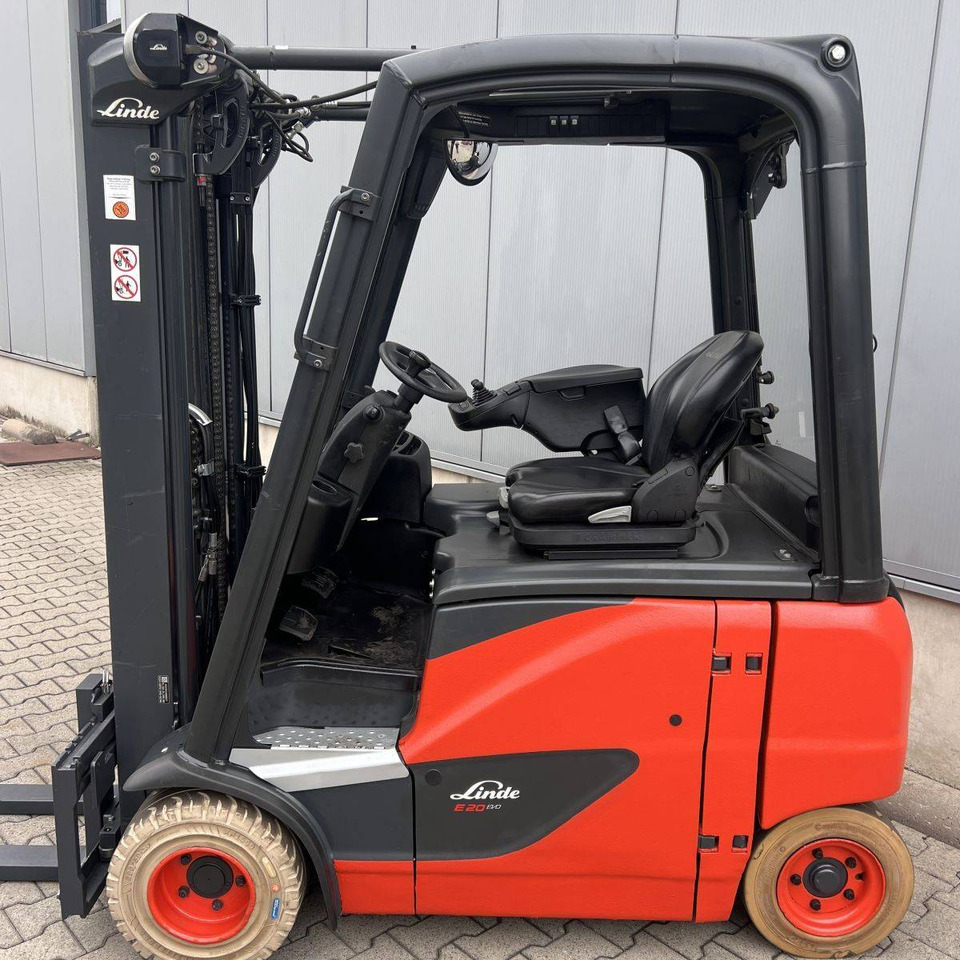 Linde E20PH (386-02) EVO - Carretilla elevadora eléctrica: foto 2 Linde E20PH (386-02) EVO - Carretilla elevadora eléctrica: foto 2
