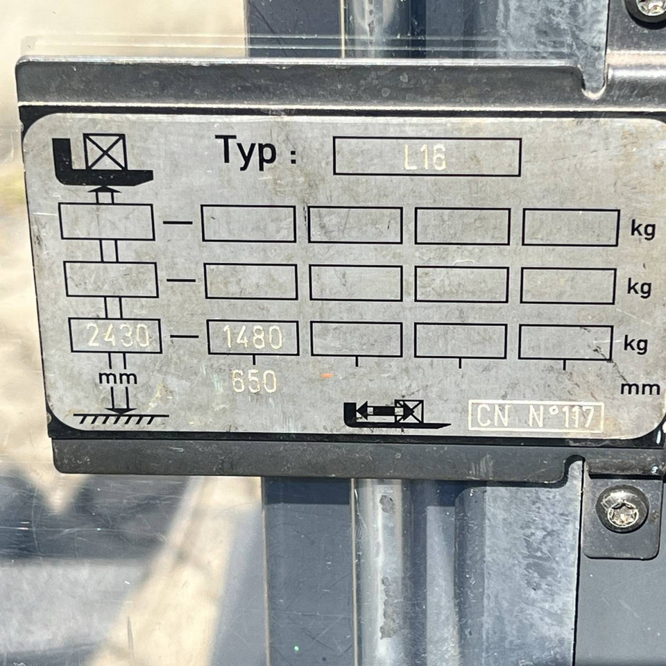 Apilador Linde L16 (1173): foto 13 Apilador Linde L16 (1173): foto 13