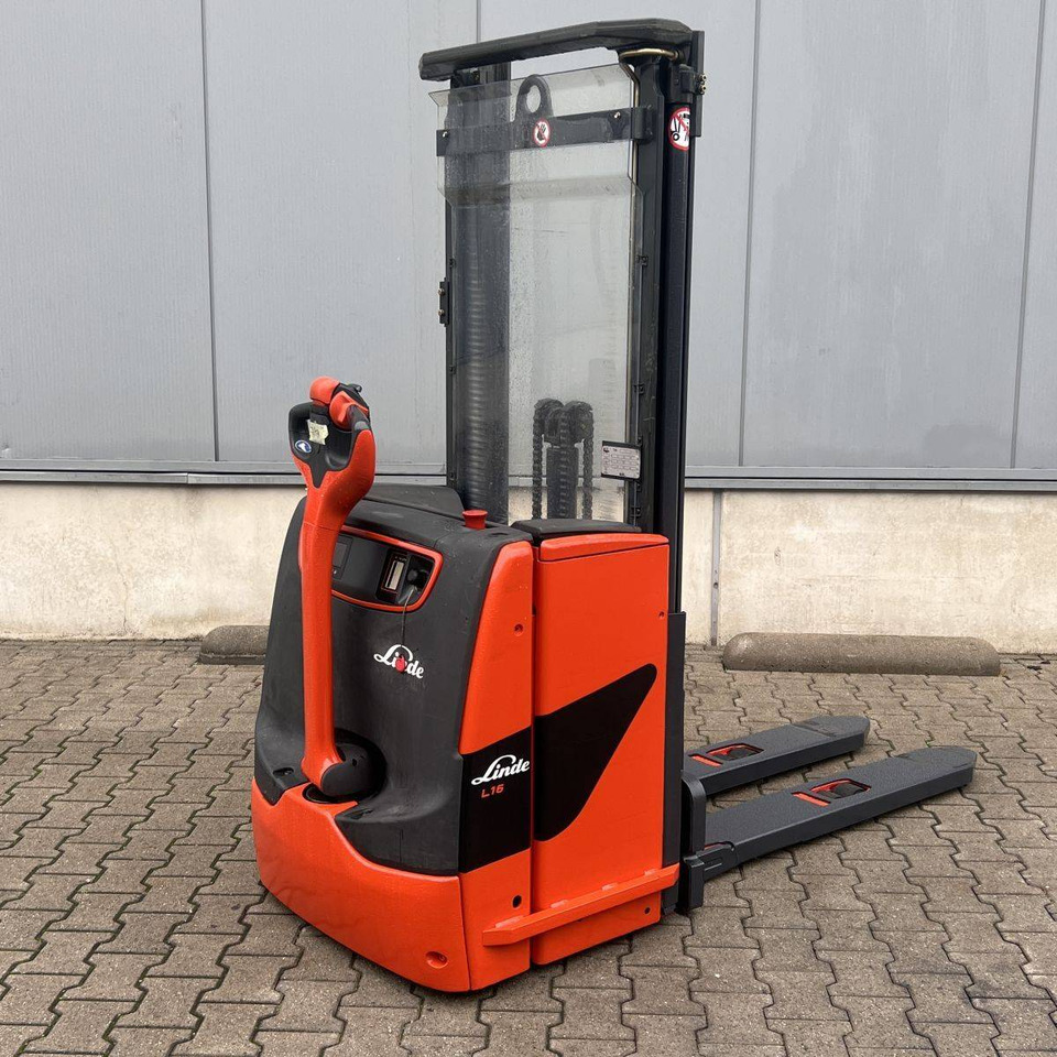 Linde L16 (1173) - Apilador: foto 1 Linde L16 (1173) - Apilador: foto 1