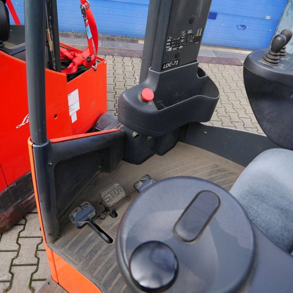 Linde R17XHD (116-03) - Retráctil: foto 4 Linde R17XHD (116-03) - Retráctil: foto 4