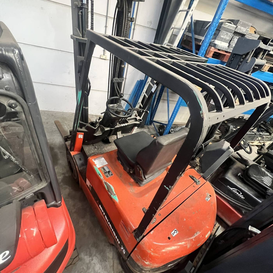 Mitsubishi FB25K-PAC - Carretilla elevadora eléctrica: foto 2 Mitsubishi FB25K-PAC - Carretilla elevadora eléctrica: foto 2