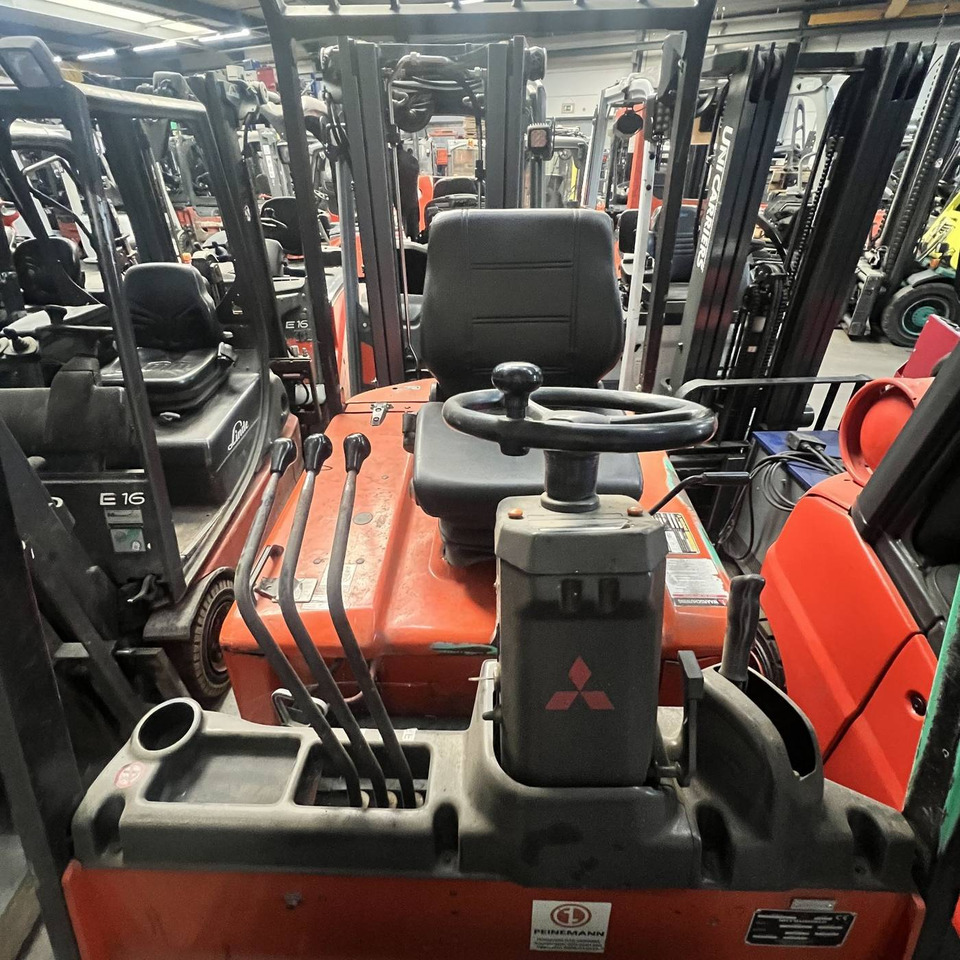 Mitsubishi FB25K-PAC - Carretilla elevadora eléctrica: foto 3 Mitsubishi FB25K-PAC - Carretilla elevadora eléctrica: foto 3