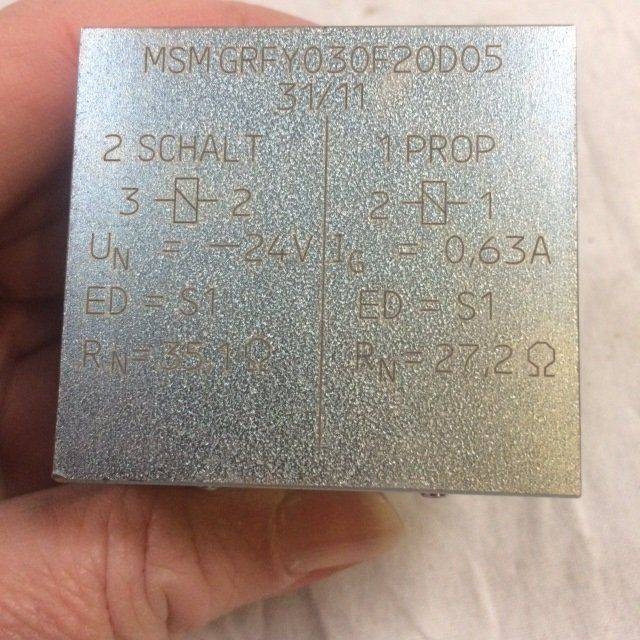 Solenoid,24 VDC / 35,1 OHM / for Caterpillar NR14K - Válvula hidráulica para Equipo de manutención: foto 2 Solenoid,24 VDC / 35,1 OHM / for Caterpillar NR14K - Válvula hidráulica para Equipo de manutención: foto 2