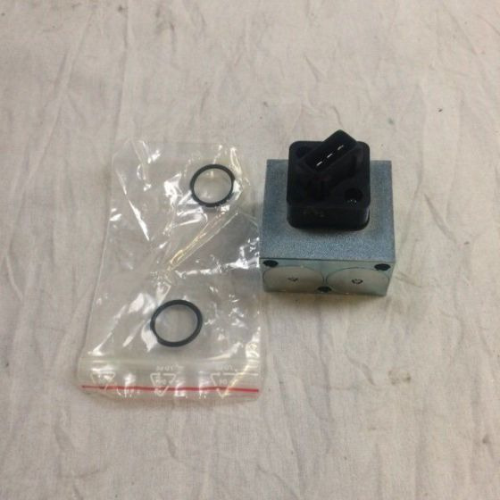 Solenoid,24 VDC / 35,1 OHM / for Caterpillar NR14K - Válvula hidráulica para Equipo de manutención: foto 2 Solenoid,24 VDC / 35,1 OHM / for Caterpillar NR14K - Válvula hidráulica para Equipo de manutención: foto 2