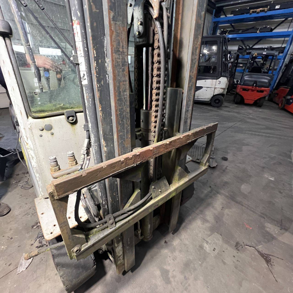 Still RX70-25T - Carretilla elevadora eléctrica: foto 5 Still RX70-25T - Carretilla elevadora eléctrica: foto 5