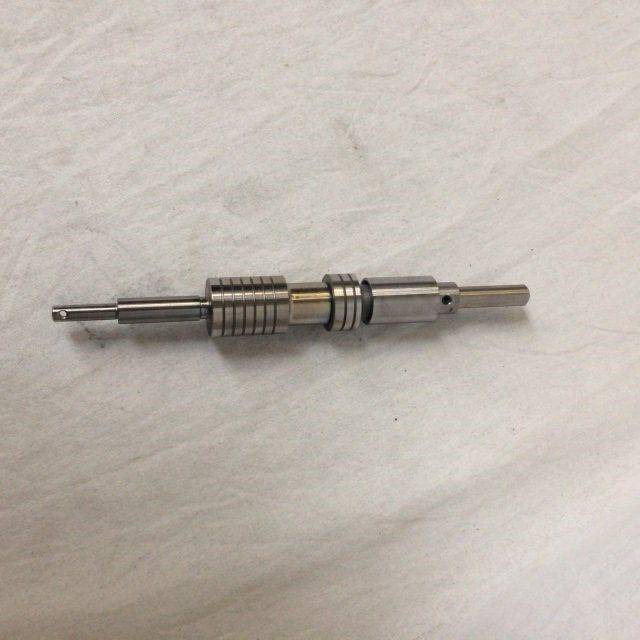 Valve Assy,I for Caterpillar - Válvula hidráulica para Equipo de manutención: foto 1 Valve Assy,I for Caterpillar - Válvula hidráulica para Equipo de manutención: foto 1