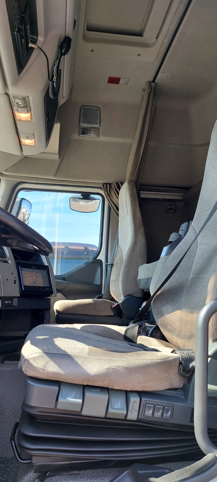 RENAULT PREMIUM 410 - Cabeza tractora: foto 2 RENAULT PREMIUM 410 - Cabeza tractora: foto 2
