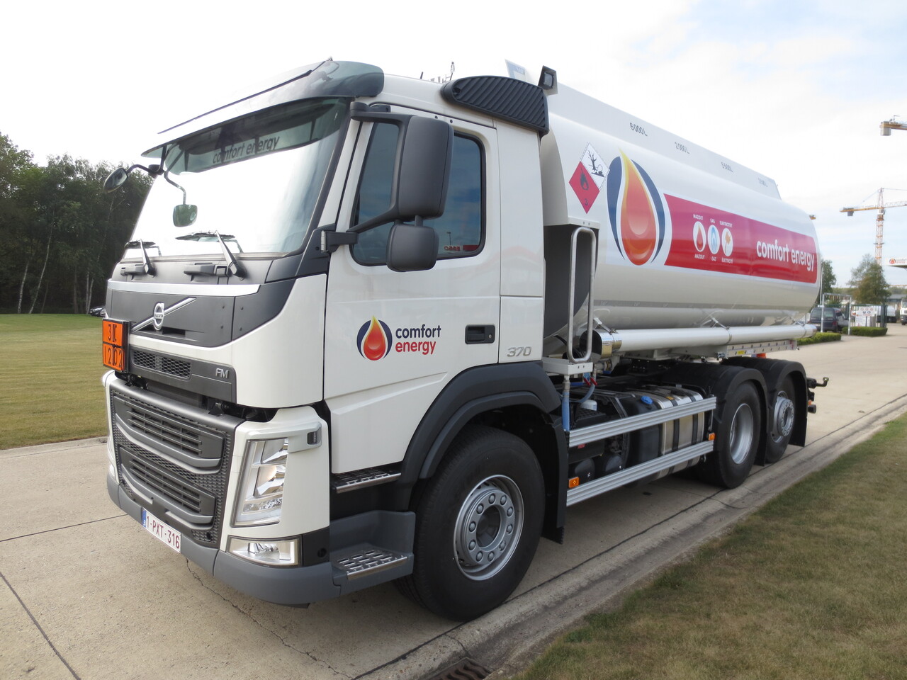 VOLVO FM - Camión cisterna: foto 1 VOLVO FM - Camión cisterna: foto 1